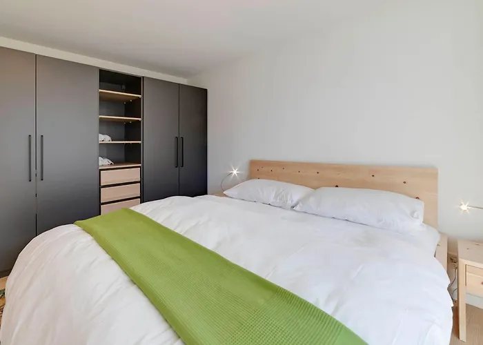 Casa Pasternaria Sleeps 8 Hiking And Mtb Close To Laax * Sagogn