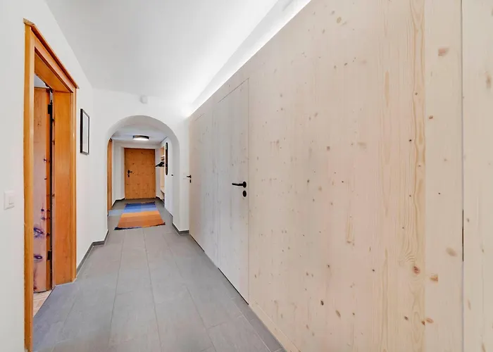 Casa Pasternaria Sleeps 8 Hiking And Mtb Close To Laax