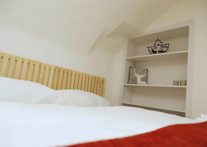 Apartamento Casa Pasternaria Sleeps 8 Hiking And Mtb Close To Laax Sagogn